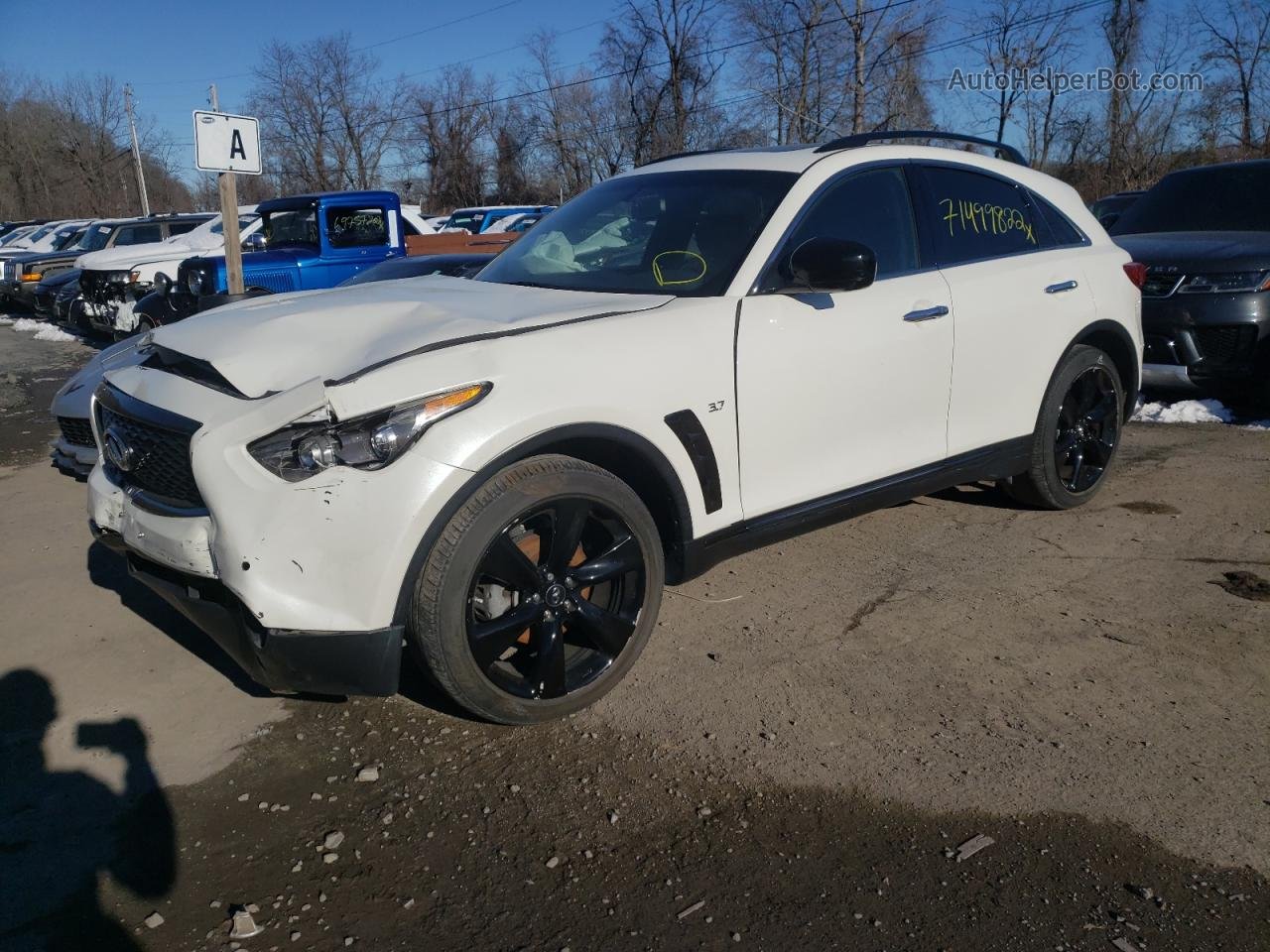 infiniti qx70 white