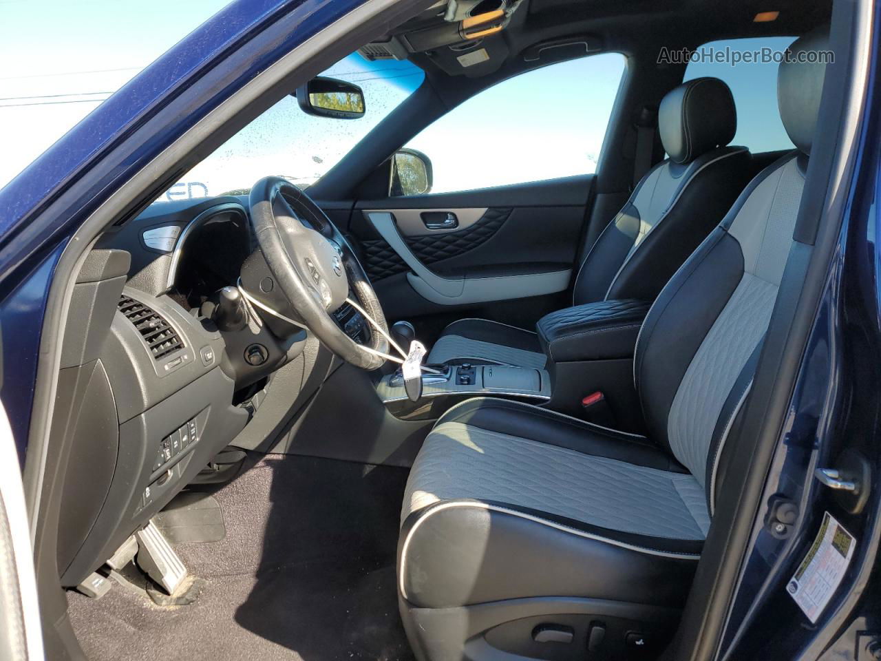 Used 2017 INFINITI QX80 Limited For Sale (Sold) | Perfect Auto Collection  Stock #H9150442, image size:1280x960