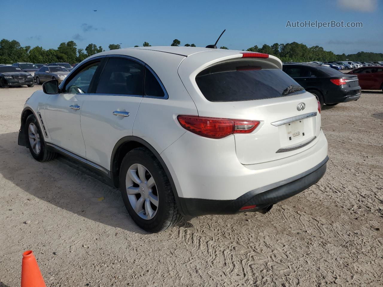 2009 Infiniti Fx35  Белый vin: JNRAS18U69M100069