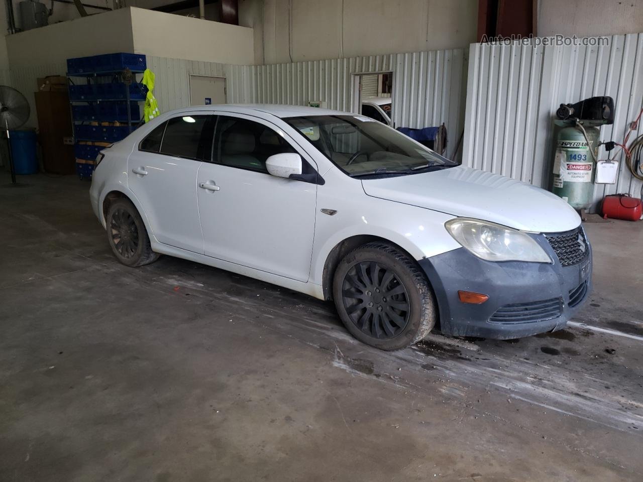 2013 Suzuki Kizashi S White vin: JS2RE9A11D6100086