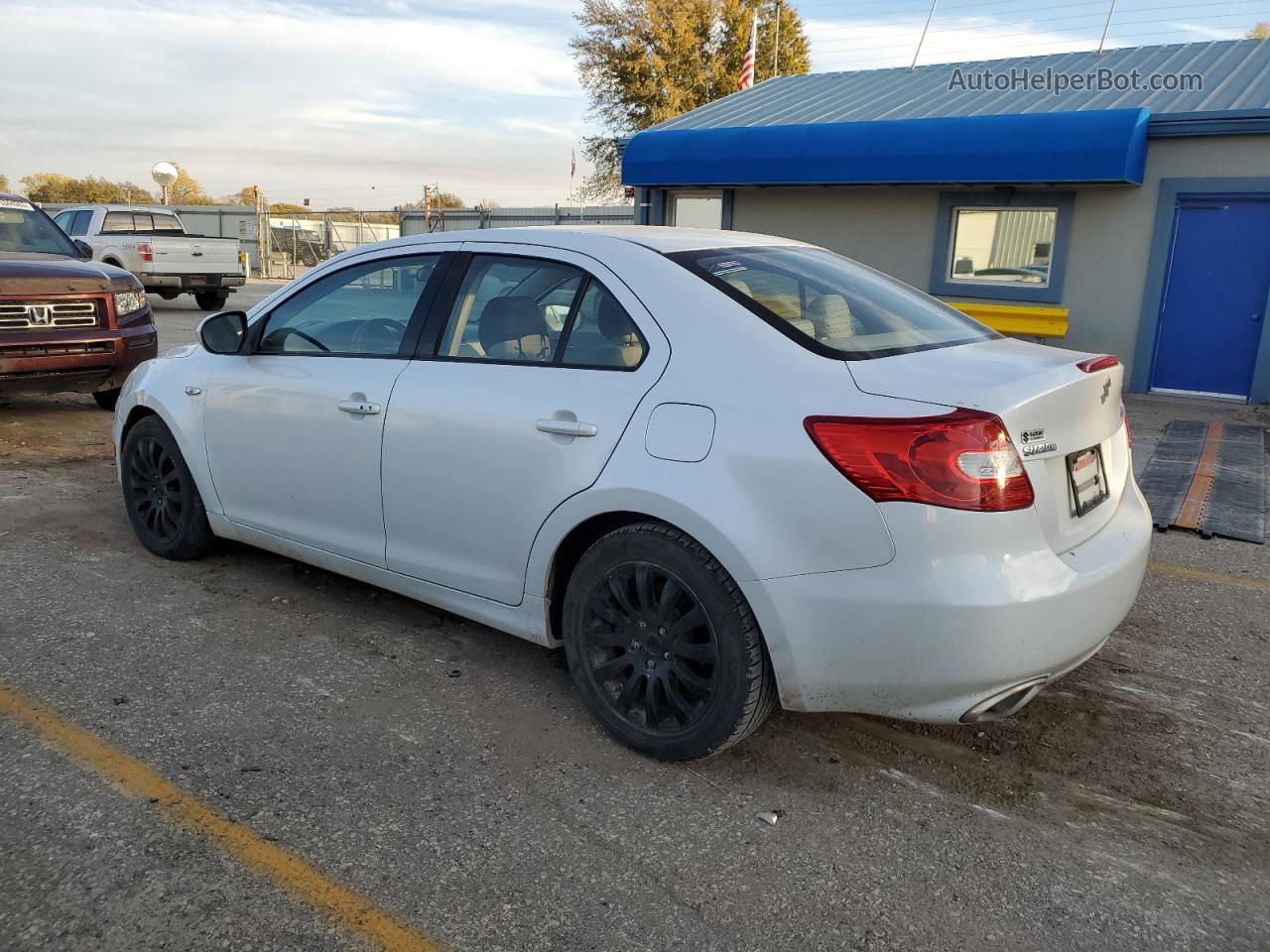 2013 Suzuki Kizashi S White vin: JS2RE9A19D6100059