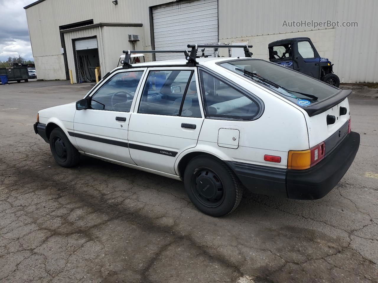 1985 Toyota Corolla Dlx Белый vin: JT2AE82L4F3153265