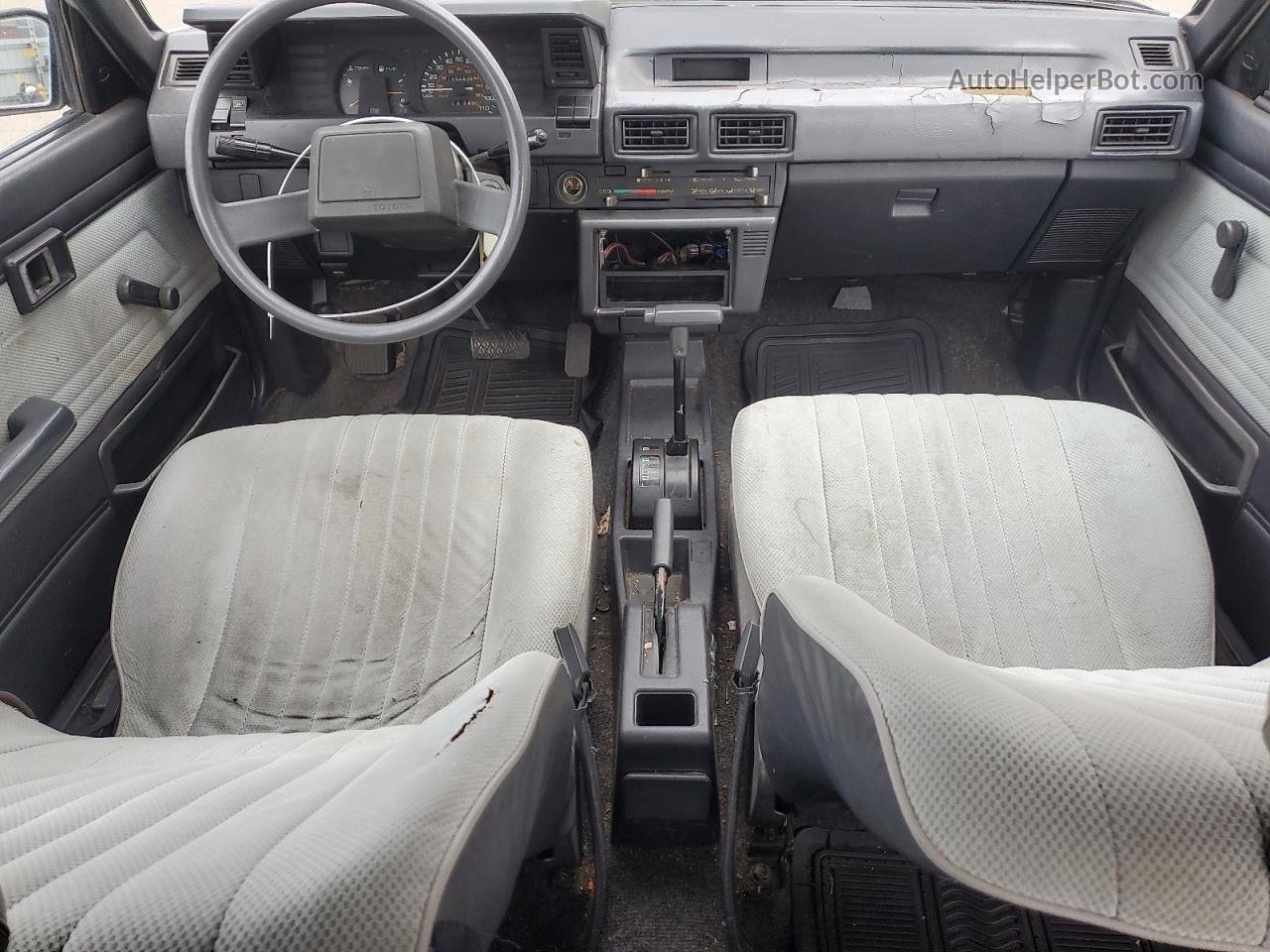 1985 Toyota Corolla Dlx White vin: JT2AE82L4F3153265
