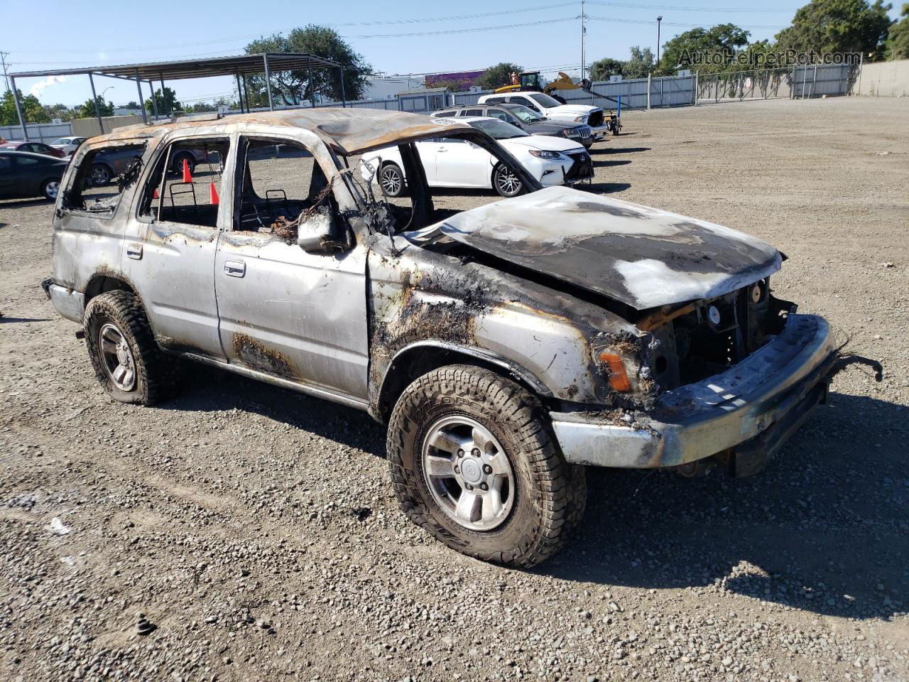 2002 Toyota 4runner Sr5 Burn vin: JT3GN86R220224527