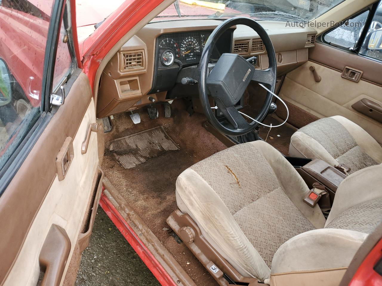 1985 Toyota Pickup 1/2 Ton Rn50 Sr5 Red vin: JT4RN50S1F5000964