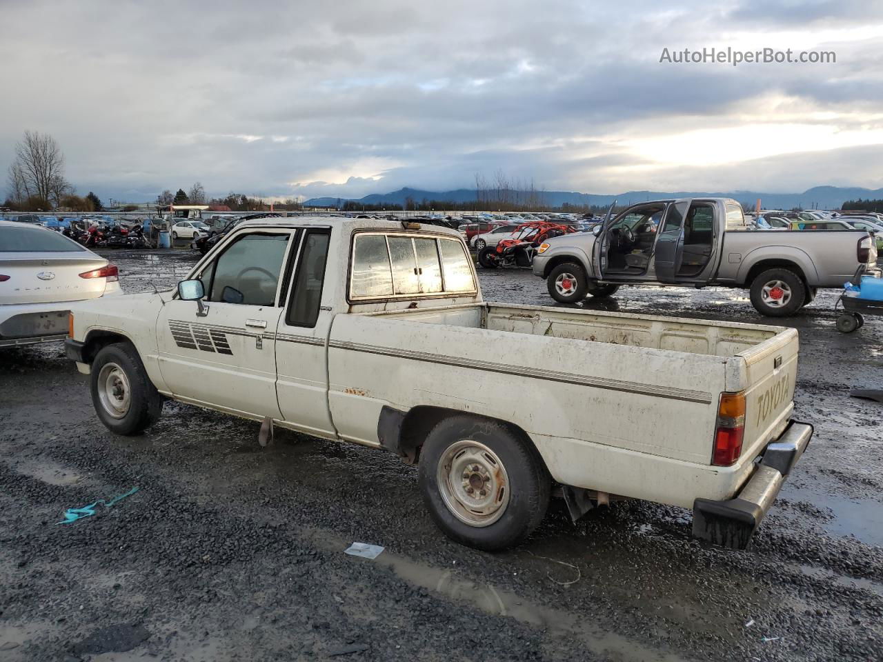 1985 Toyota Pickup Xtracab Rn56 Dlx White vin: JT4RN56D0F5044849