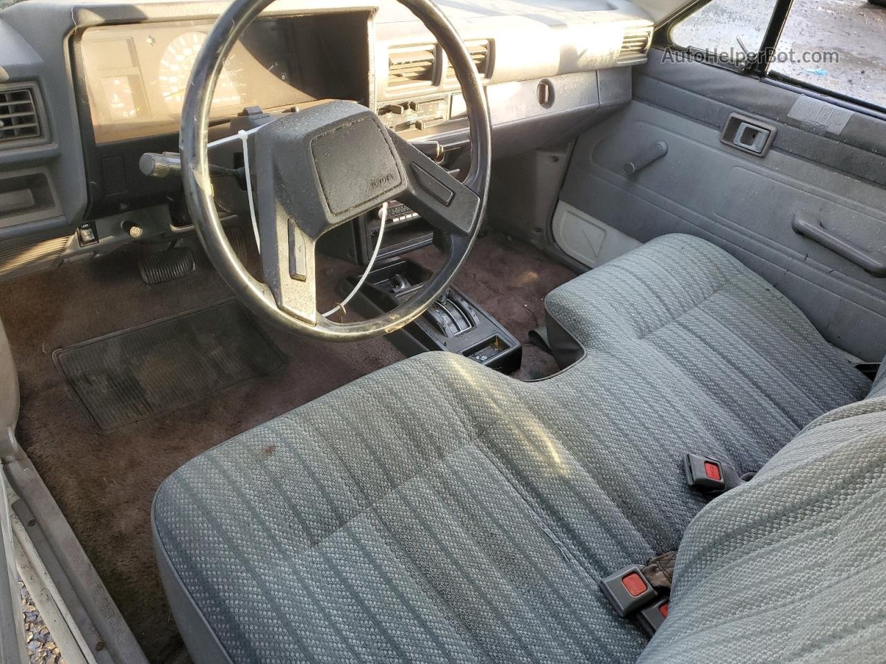1985 Toyota Pickup Xtracab Rn56 Dlx White vin: JT4RN56D0F5044849