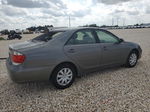 2005 Toyota Camry Le Gray vin: JTDBE30K453000425