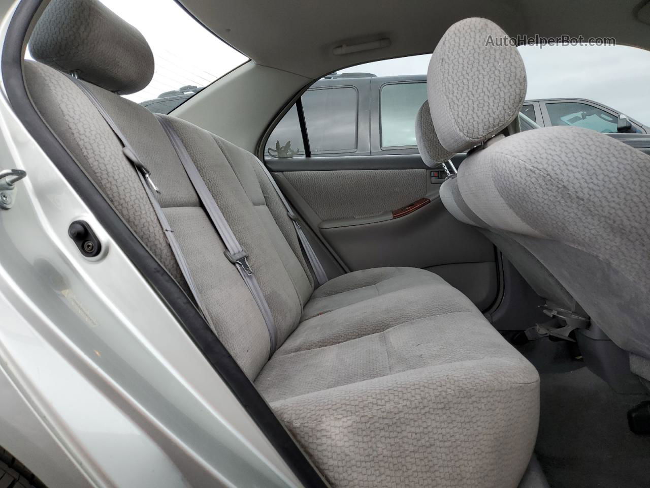 2003 Toyota Corolla Ce Silver vin: JTDBR32E030033707