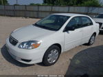 2004 Toyota Corolla Le White vin: JTDBR32E242029289