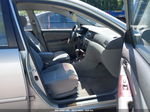 2004 Toyota Corolla Le White vin: JTDBR32E242029471