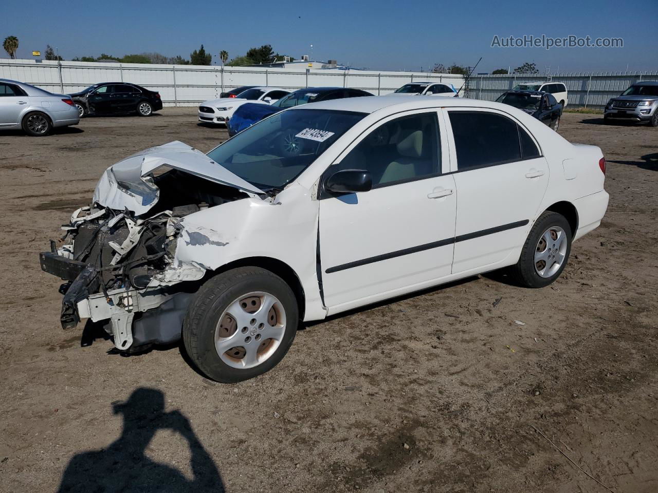 2005 Toyota Corolla Ce White vin: JTDBR32E352065784