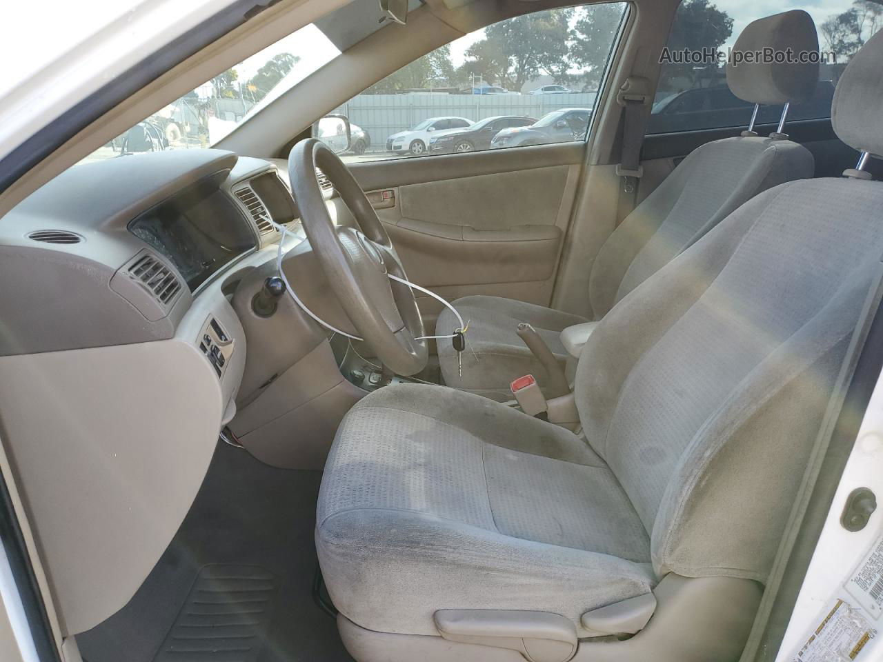 2005 Toyota Corolla Ce Белый vin: JTDBR32E552061865