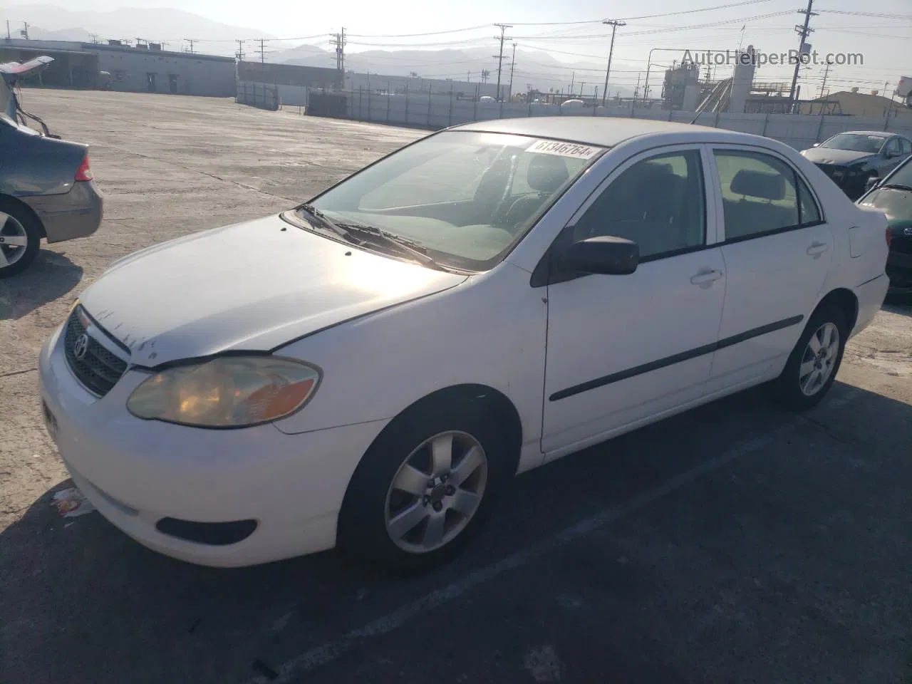 2005 Toyota Corolla Ce White vin: JTDBR32E752053539