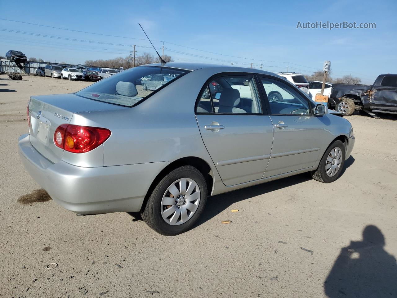 2004 Toyota Corolla Ce Серебряный vin: JTDBR32EX42017780