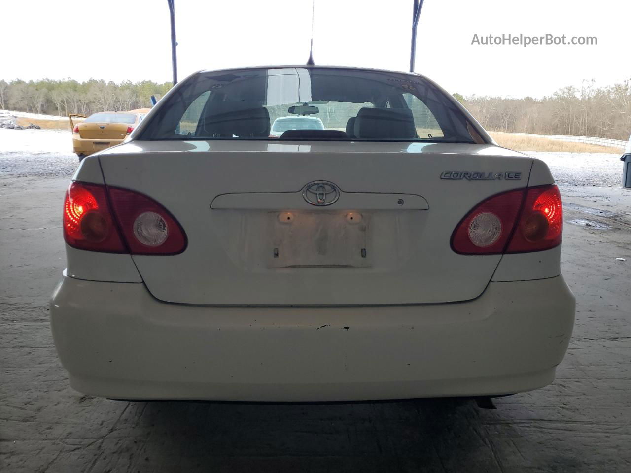 2004 Toyota Corolla Ce White vin: JTDBR38E542038544