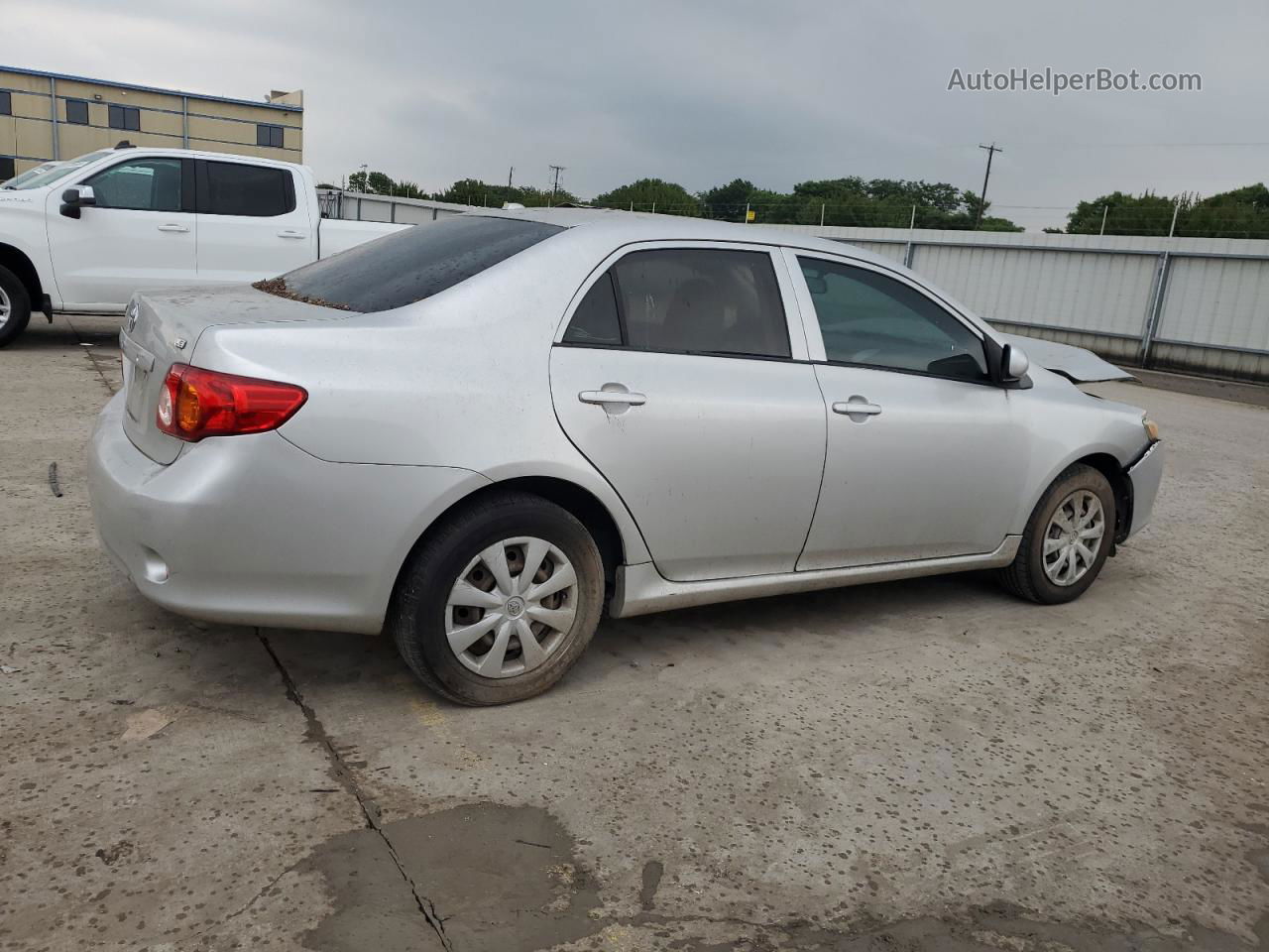 2010 Toyota Corolla Base Silver vin: JTDBU4EE6AJ085950