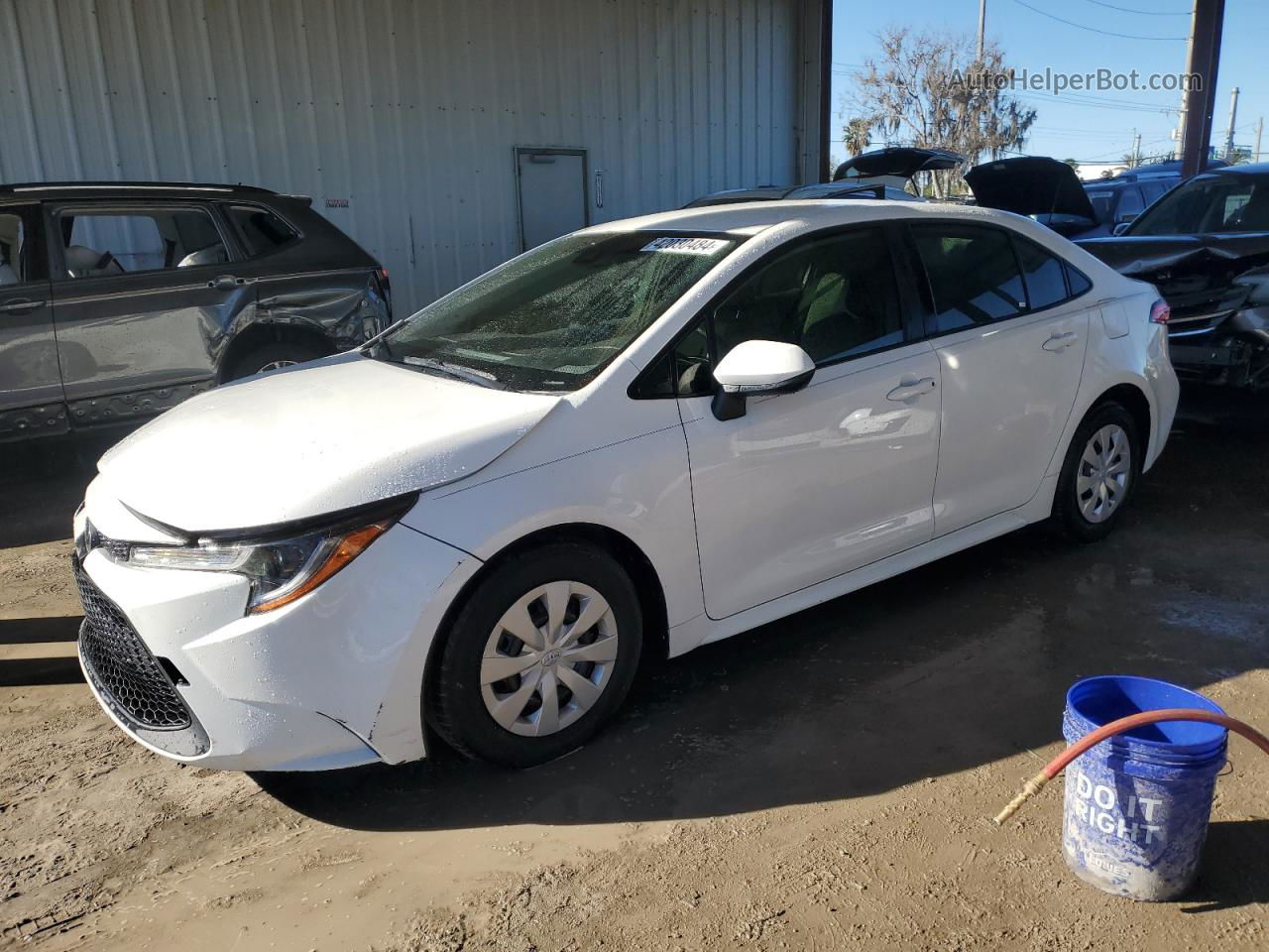 Price & History 2020 Toyota Corolla L 1.8l 4 vin