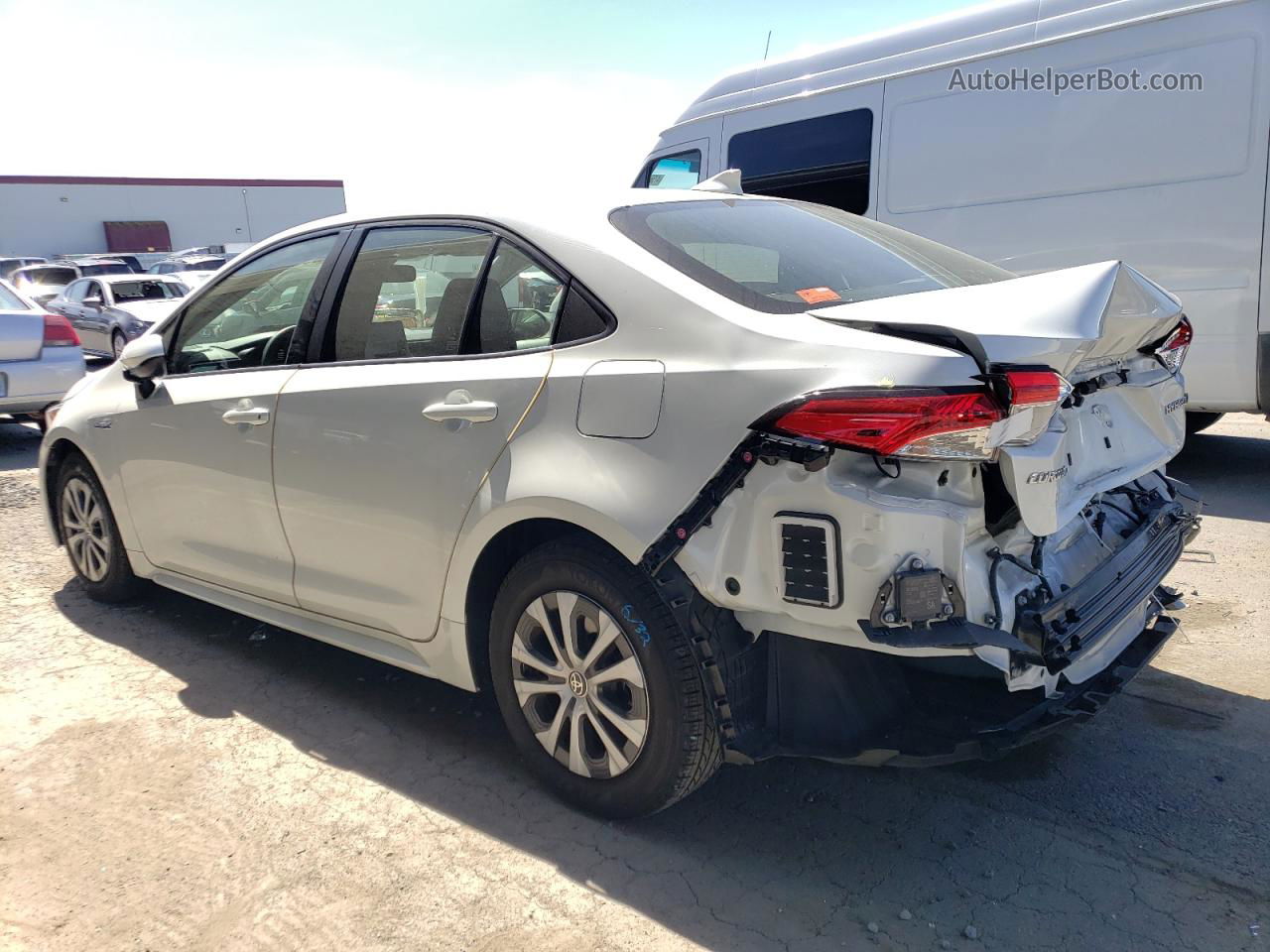 2021 Toyota Corolla Le White vin: JTDEAMDE1MJ015963