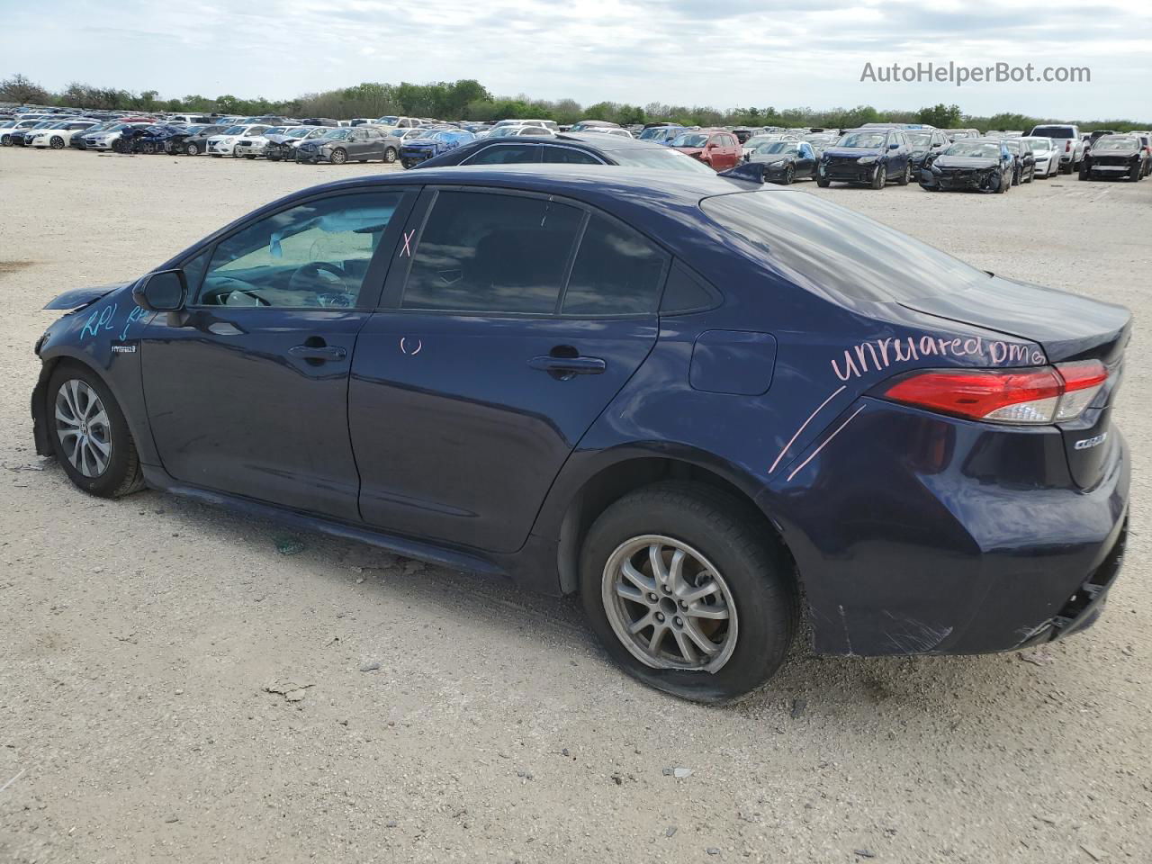 2021 Toyota Corolla Le Blue vin: JTDEAMDE9MJ009649