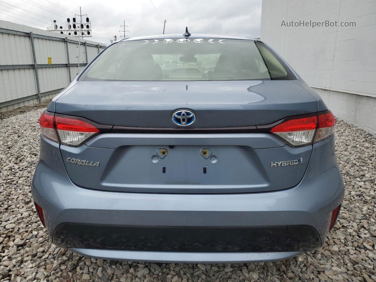 2021 Toyota Corolla Le Серый vin: JTDEAMDE9MJ012907