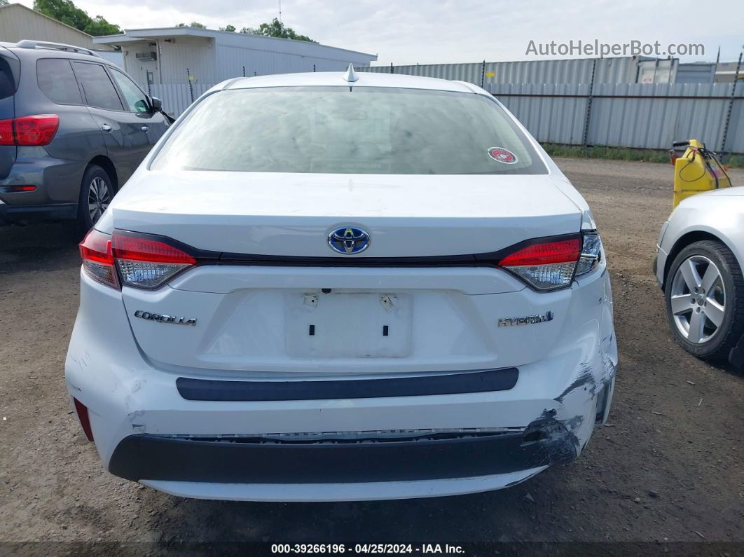 2021 Toyota Corolla Hybrid Le Белый vin: JTDEAMDE9MJ014656