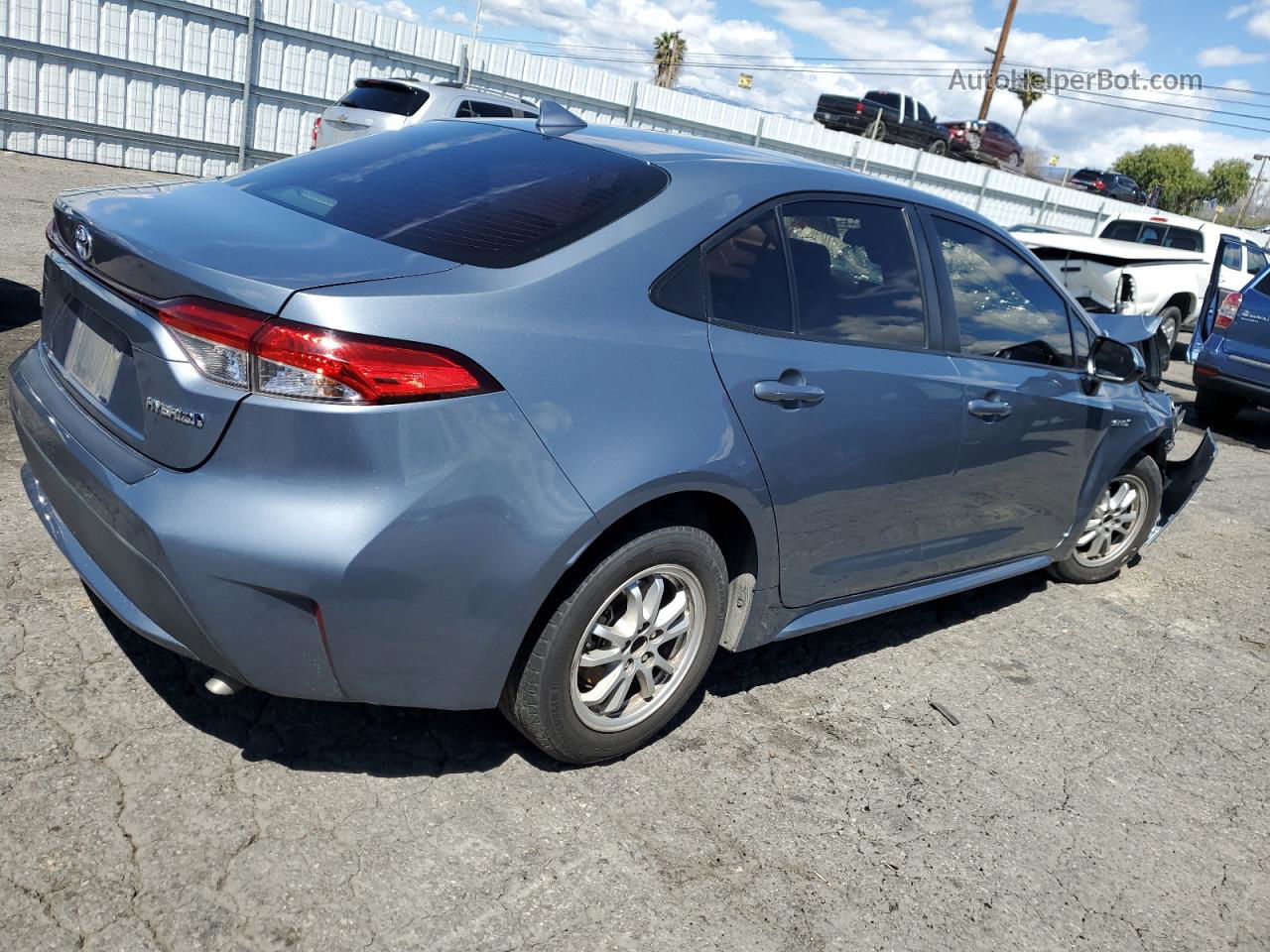 2021 Toyota Corolla Le Blue vin: JTDEAMDE9MJ023776