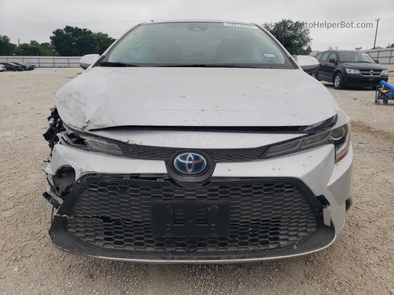 2021 Toyota Corolla Le Silver vin: JTDEAMDEXMJ035614