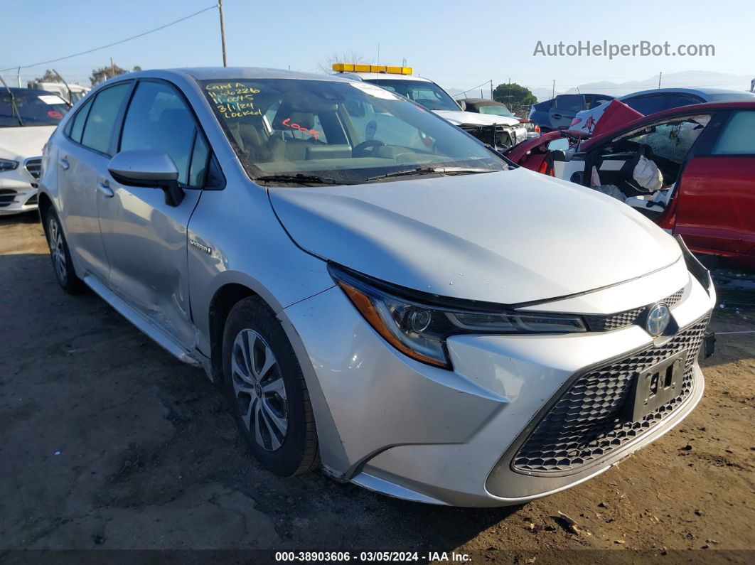 2020 Toyota Corolla Hybrid Le Silver vin: JTDEBRBE3LJ007066