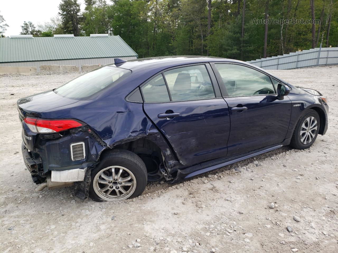 2020 Toyota Corolla Le Blue vin: JTDEBRBE4LJ009117