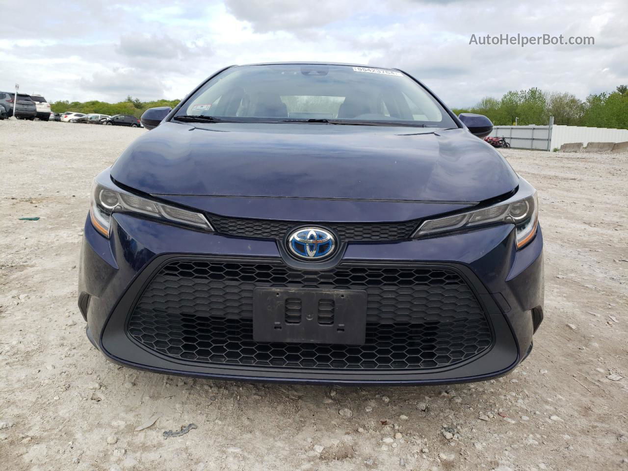 2020 Toyota Corolla Le Blue vin: JTDEBRBE4LJ009117