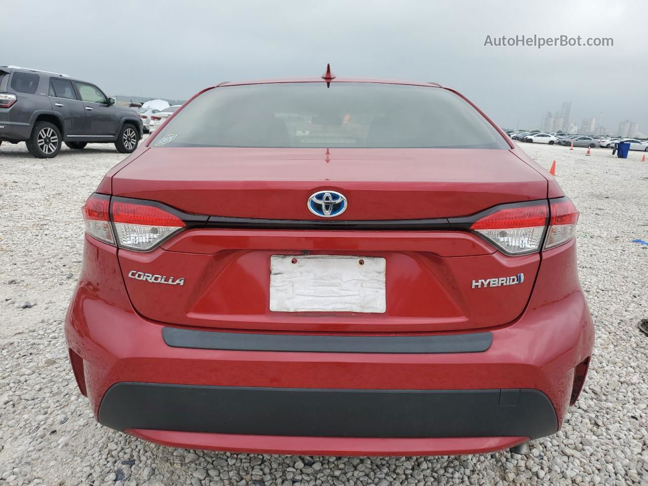 2020 Toyota Corolla Le Red vin: JTDEBRBE4LJ024071