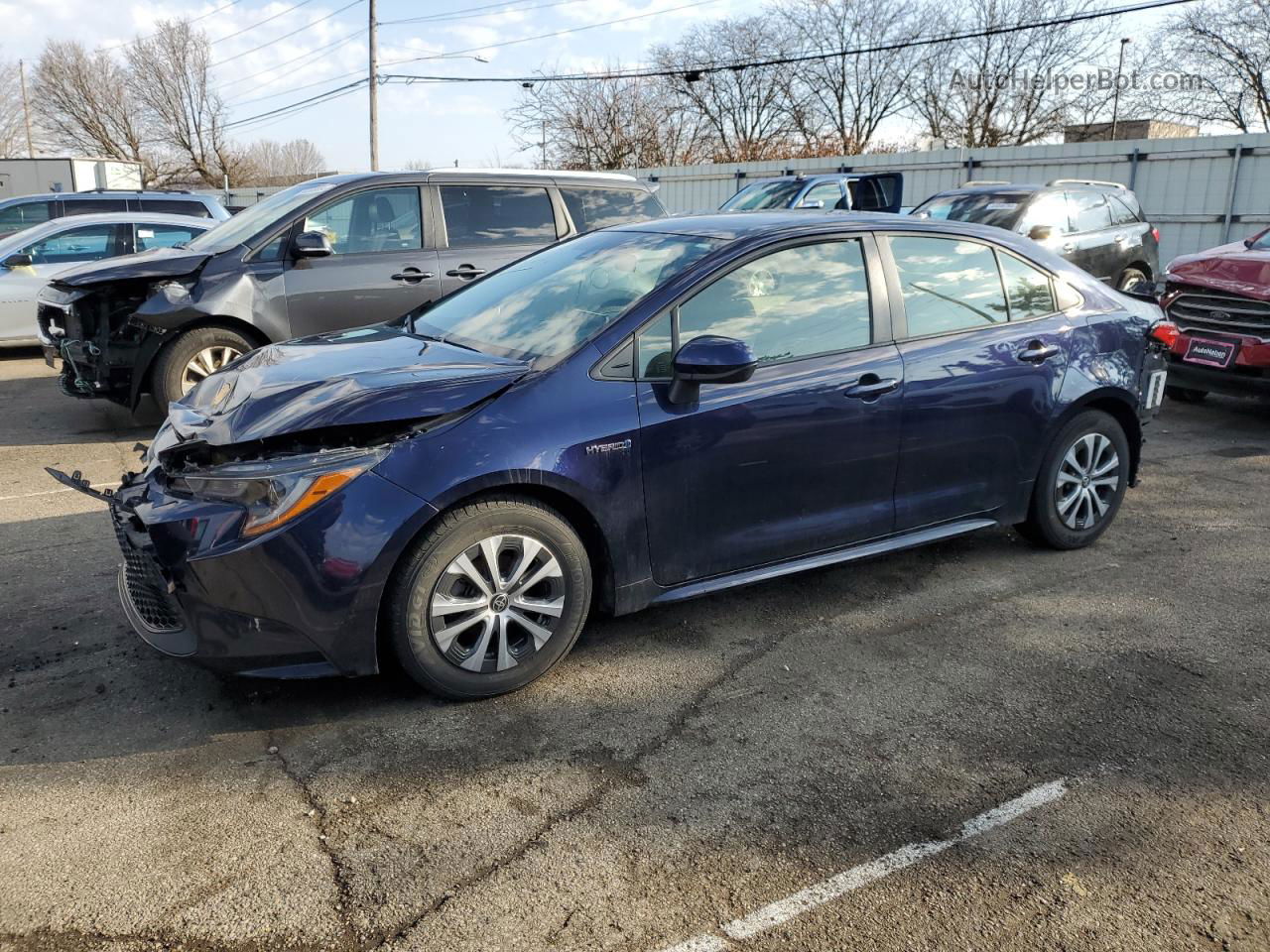 2020 Toyota Corolla Le Blue vin: JTDEBRBE5LJ023351