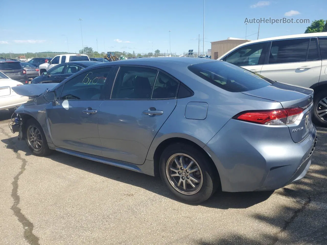 2020 Toyota Corolla Le Синий vin: JTDEBRBE7LJ023352