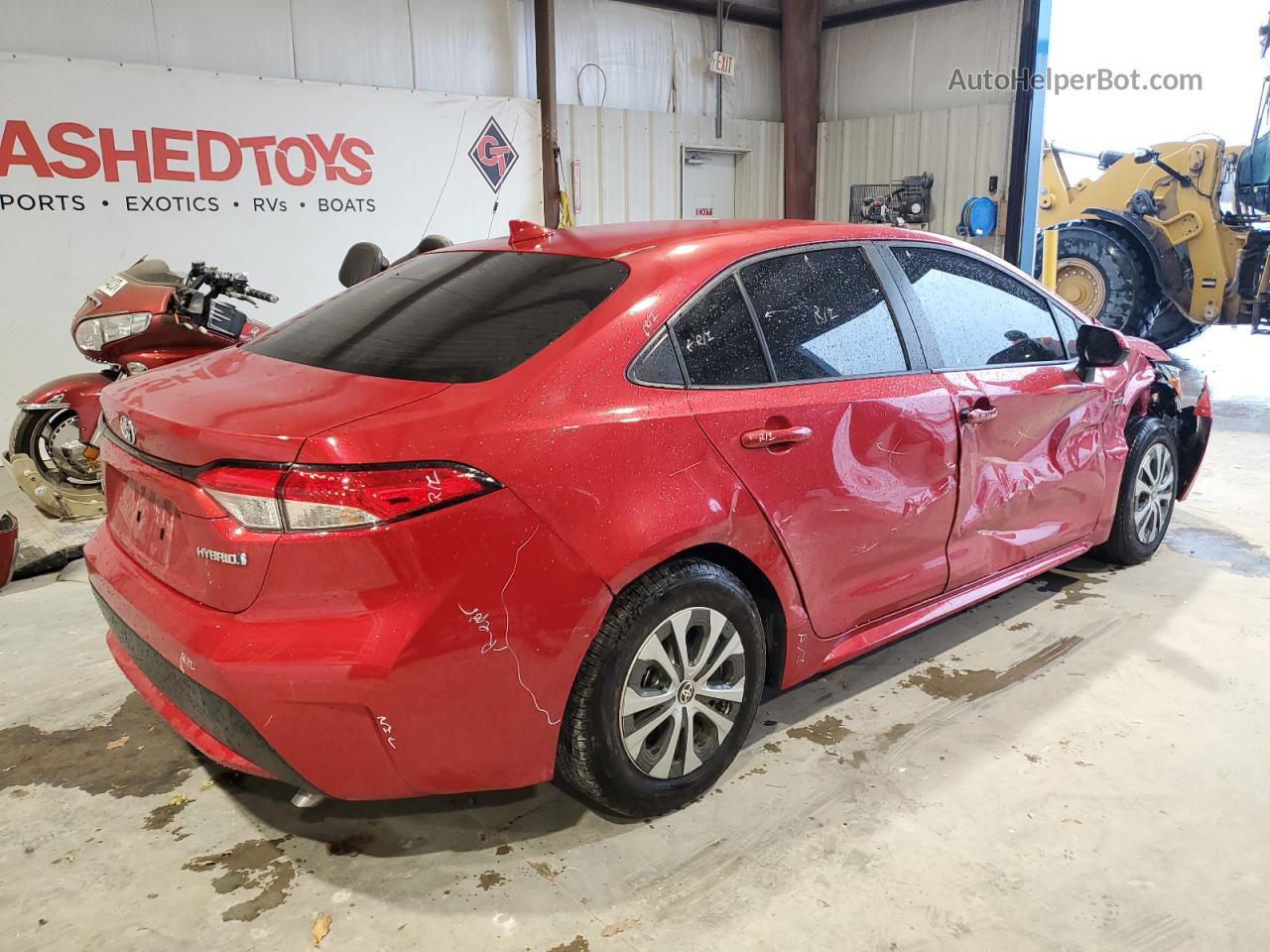 2020 Toyota Corolla Le Red vin: JTDEBRBE9LJ002650