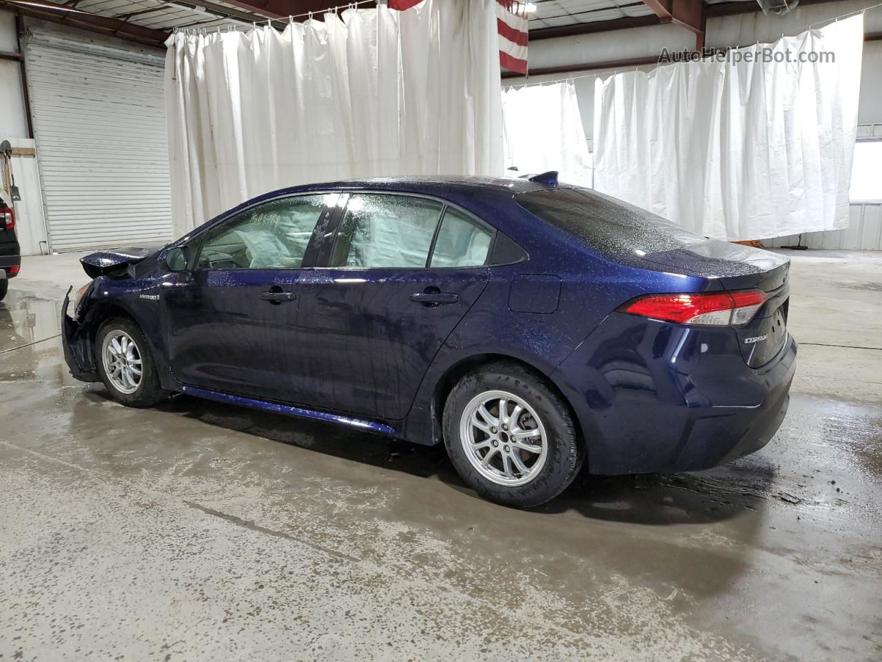 2020 Toyota Corolla Le Purple vin: JTDEBRBE9LJ006133