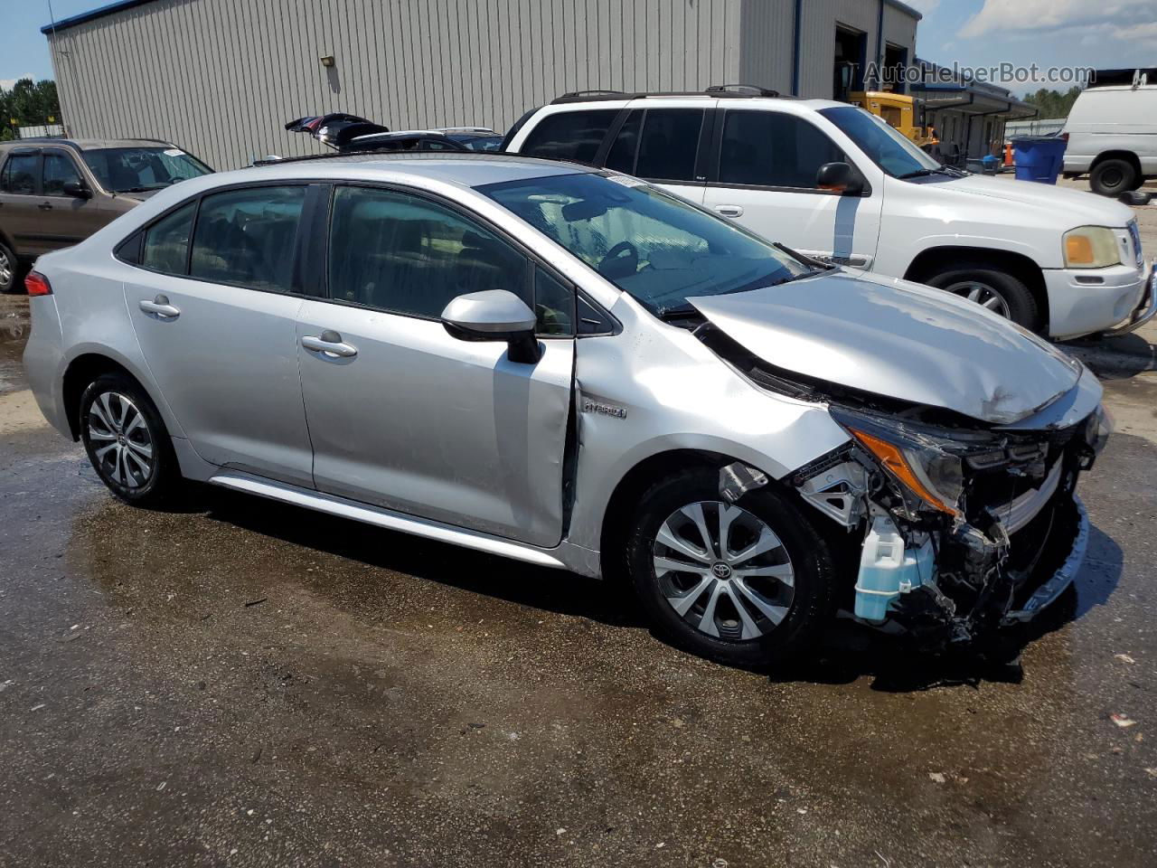 2020 Toyota Corolla Le Silver vin: JTDEBRBE9LJ009985