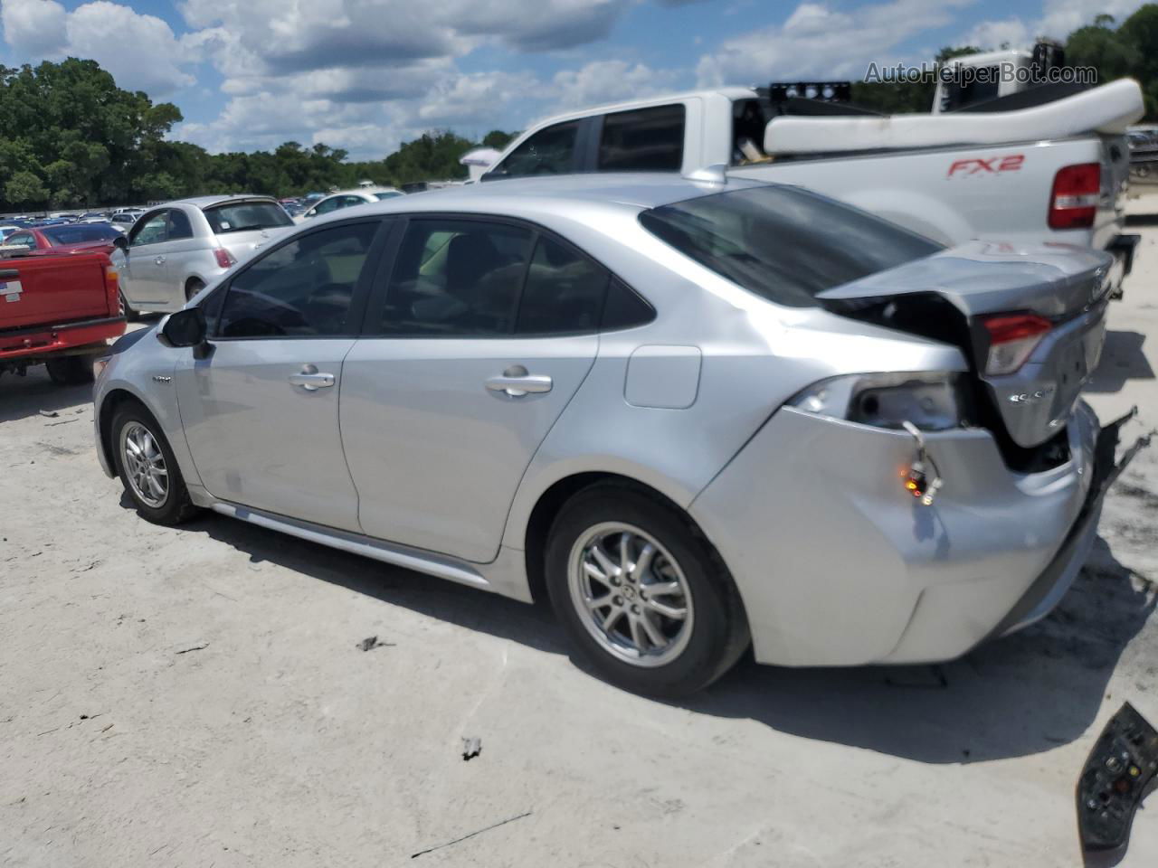 2020 Toyota Corolla Le Silver vin: JTDEBRBE9LJ011106