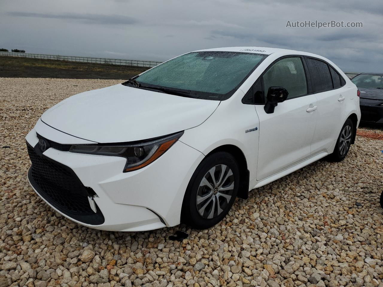 2020 Toyota Corolla Le White vin: JTDEBRBEXLJ017304