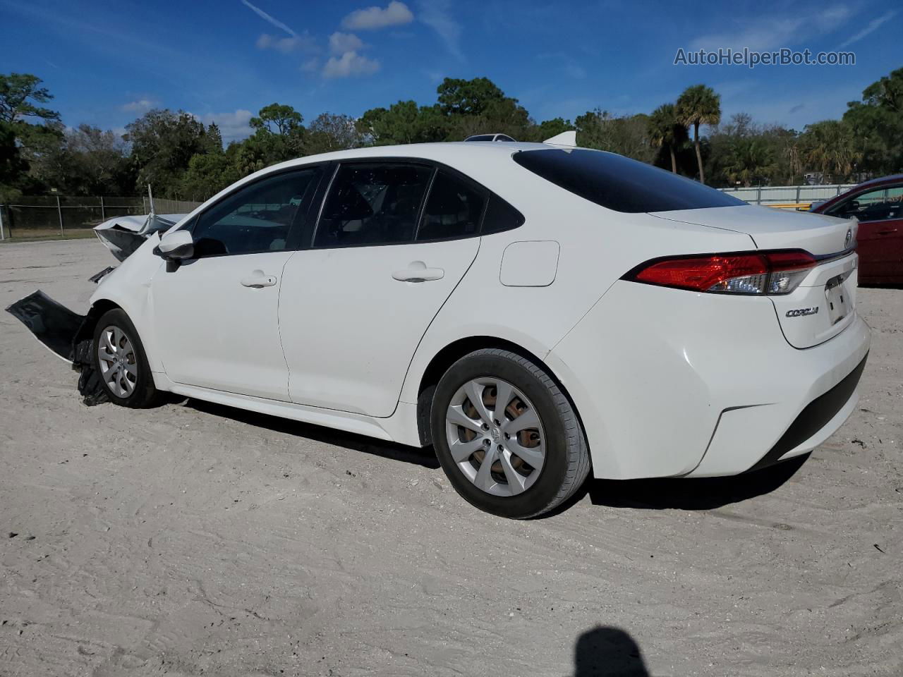 2021 Toyota Corolla Le White vin: JTDEPMAE1MJ152825