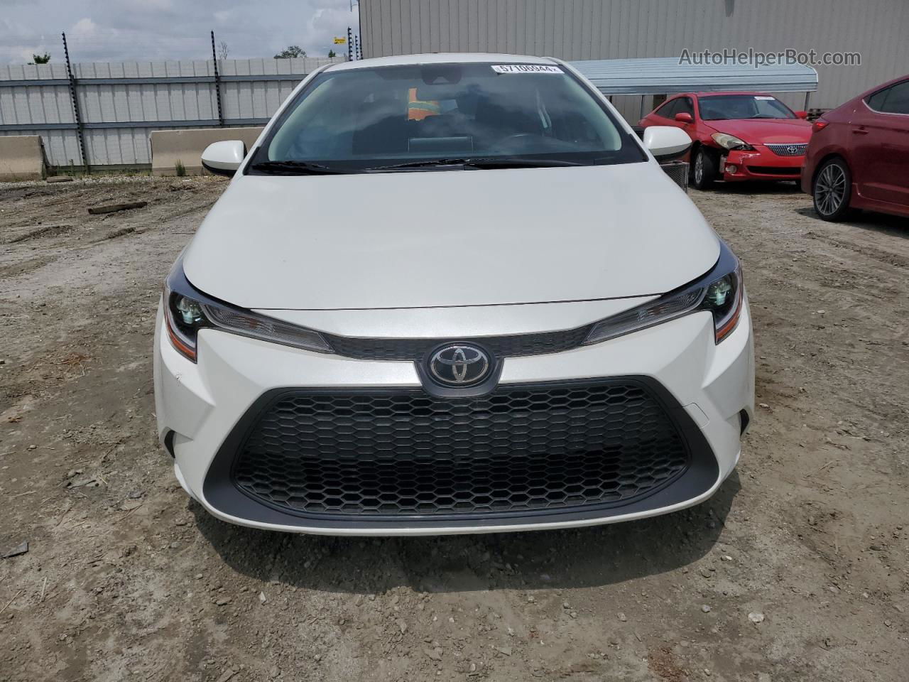 2021 Toyota Corolla Le White vin: JTDEPMAE2MJ166071