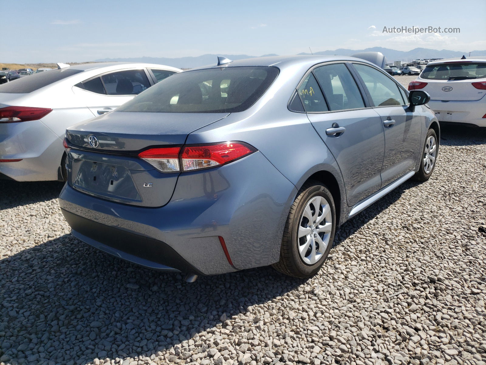 2021 Toyota Corolla Le Blue vin: JTDEPMAE2MJ176485