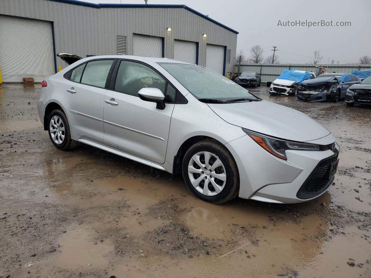 2021 Toyota Corolla Le Серебряный vin: JTDEPMAE3MJ134066