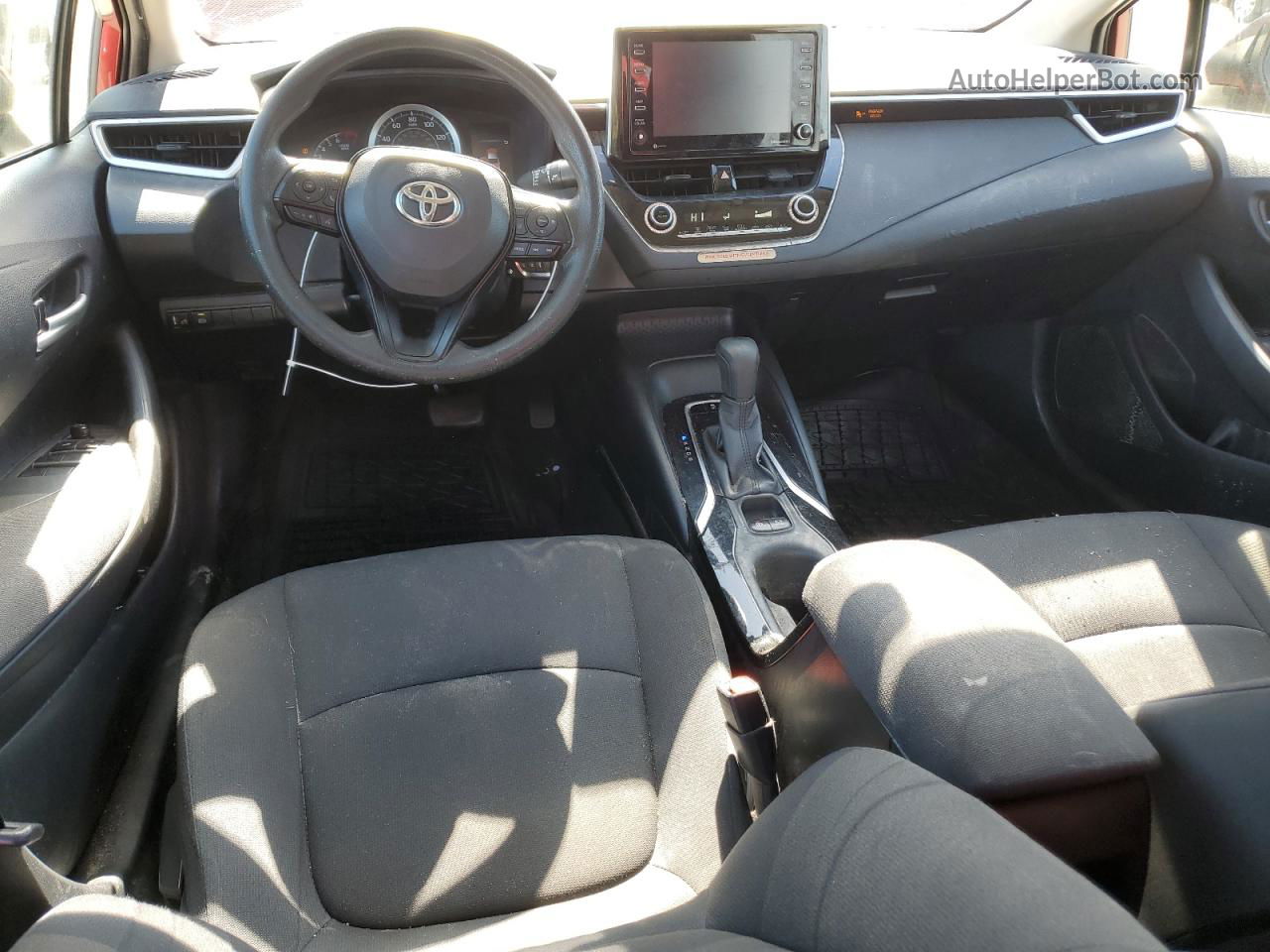 2021 Toyota Corolla Le Красный vin: JTDEPMAE4MJ118605