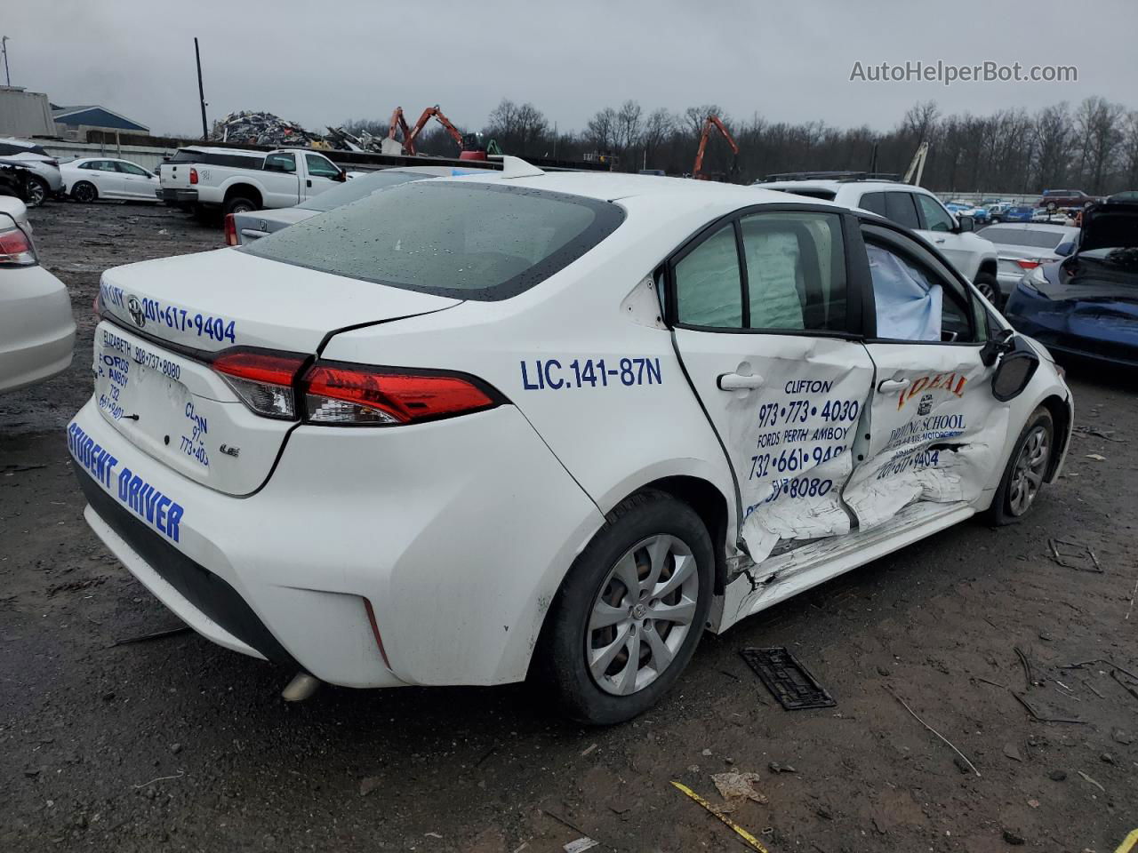 2021 Toyota Corolla Le White vin: JTDEPMAE4MJ120483