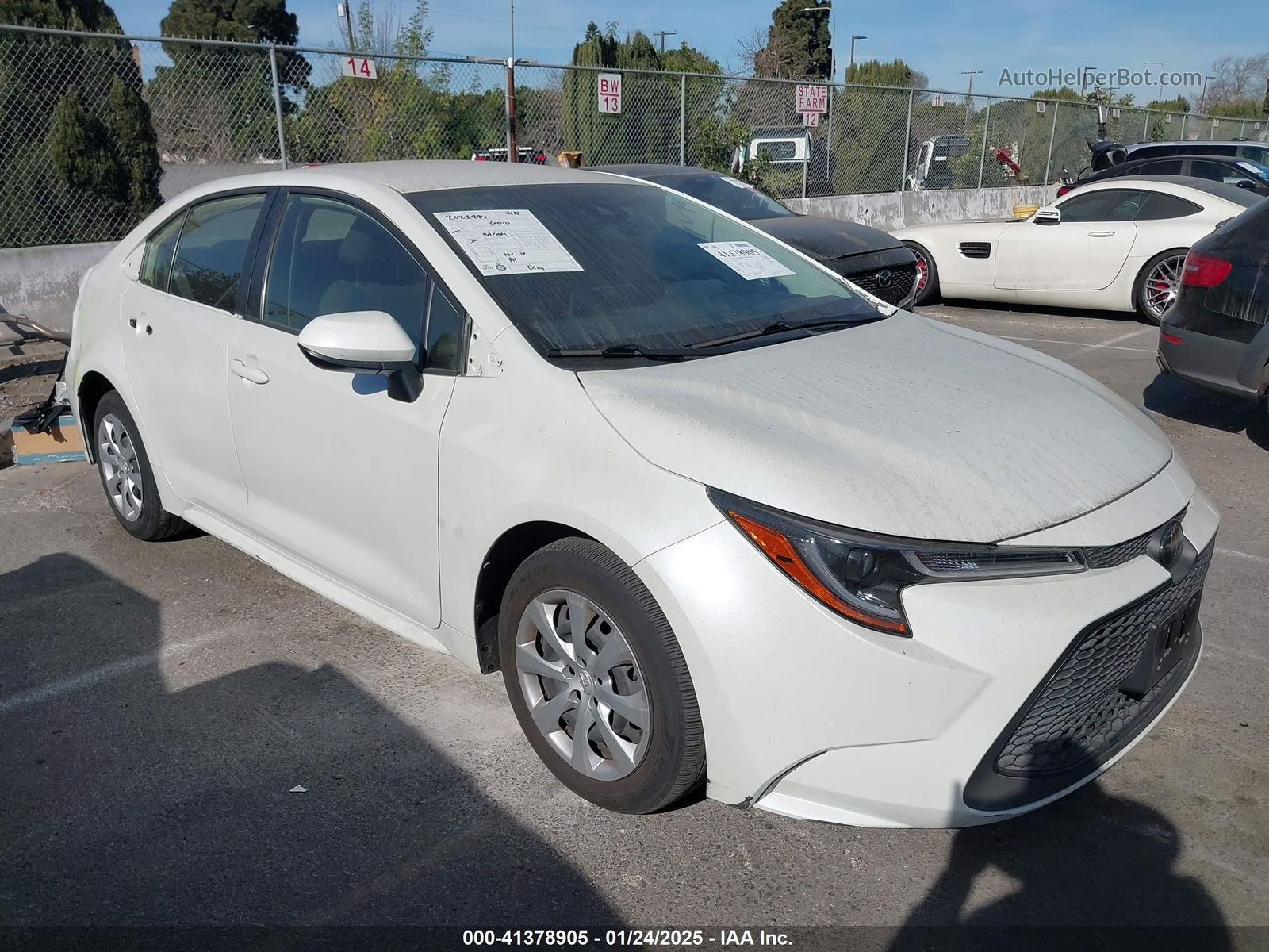 Price & History 2021 Toyota Corolla Le 1.8l I-4 Dohc, Vvt, 139hp