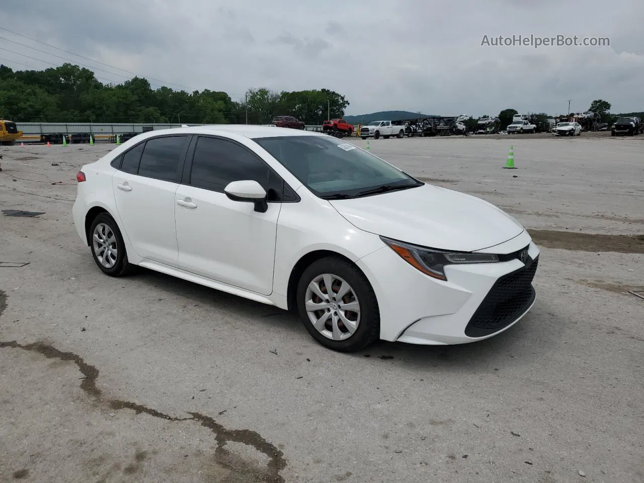 2021 Toyota Corolla Le White vin: JTDEPMAE5MJ157834