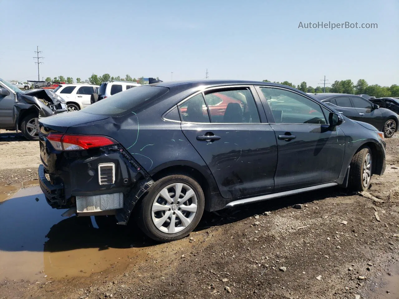 2021 Toyota Corolla Le Black vin: JTDEPMAE5MJ172446