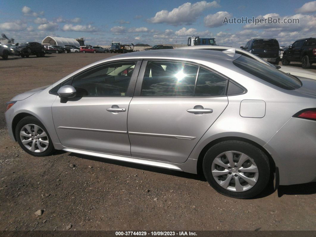 2021 Toyota Corolla Le Silver vin: JTDEPMAE6MJ167739