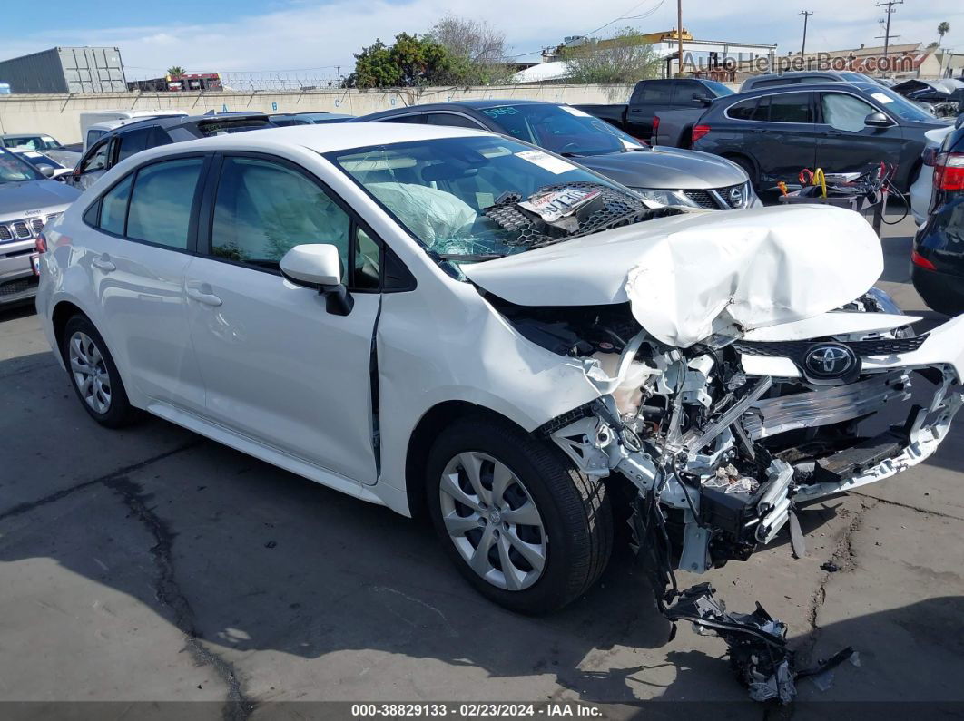 2021 Toyota Corolla Le White vin: JTDEPMAE7MJ156183